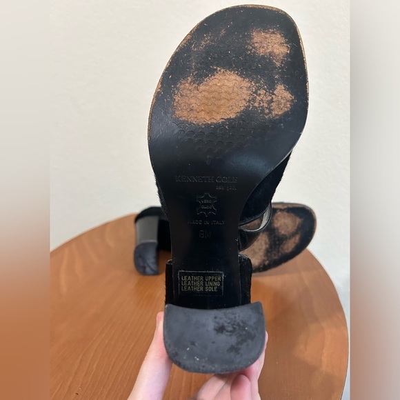 Vintage Kenneth Cole Black Leather Fur Exterior Clasp strap closure Italy Size 8 - Picture 2 of 11